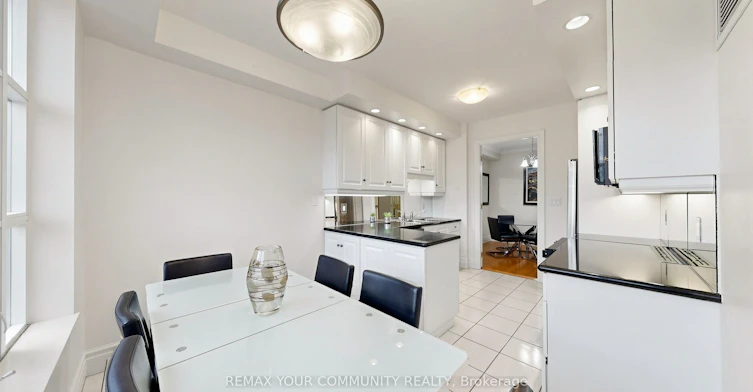 410-10 Old York Mills Road, Toronto, ON, M2P 2G9 - 23