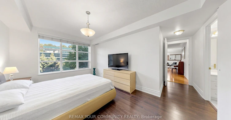 410-10 Old York Mills Road, Toronto, ON, M2P 2G9 - 35