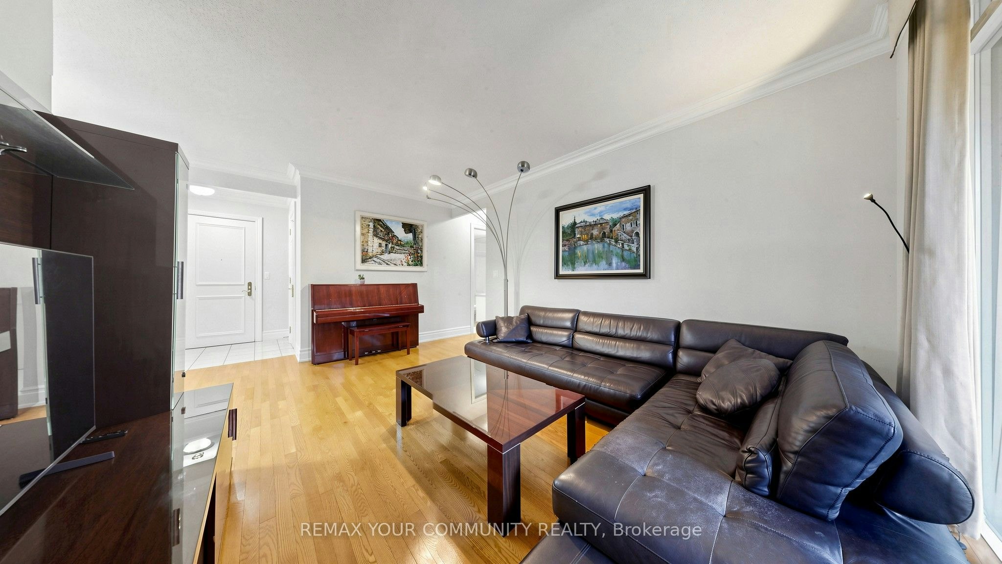 410-10 Old York Mills Road, Toronto, ON, M2P 2G9 - 27
