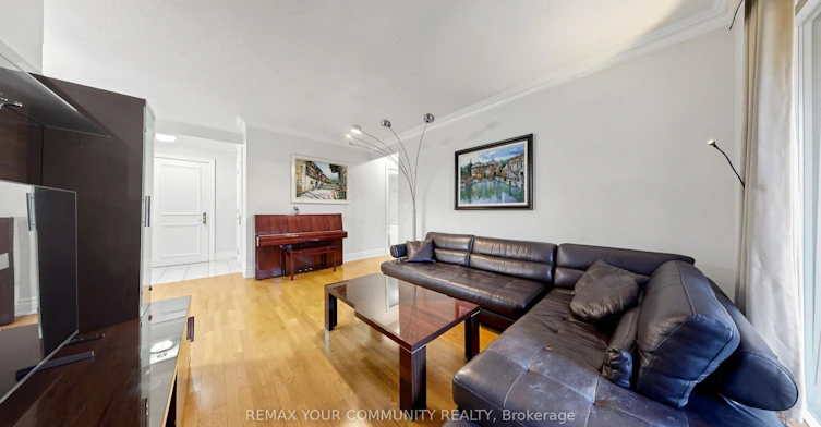 410-10 Old York Mills Road, Toronto, ON, M2P 2G9 - 27