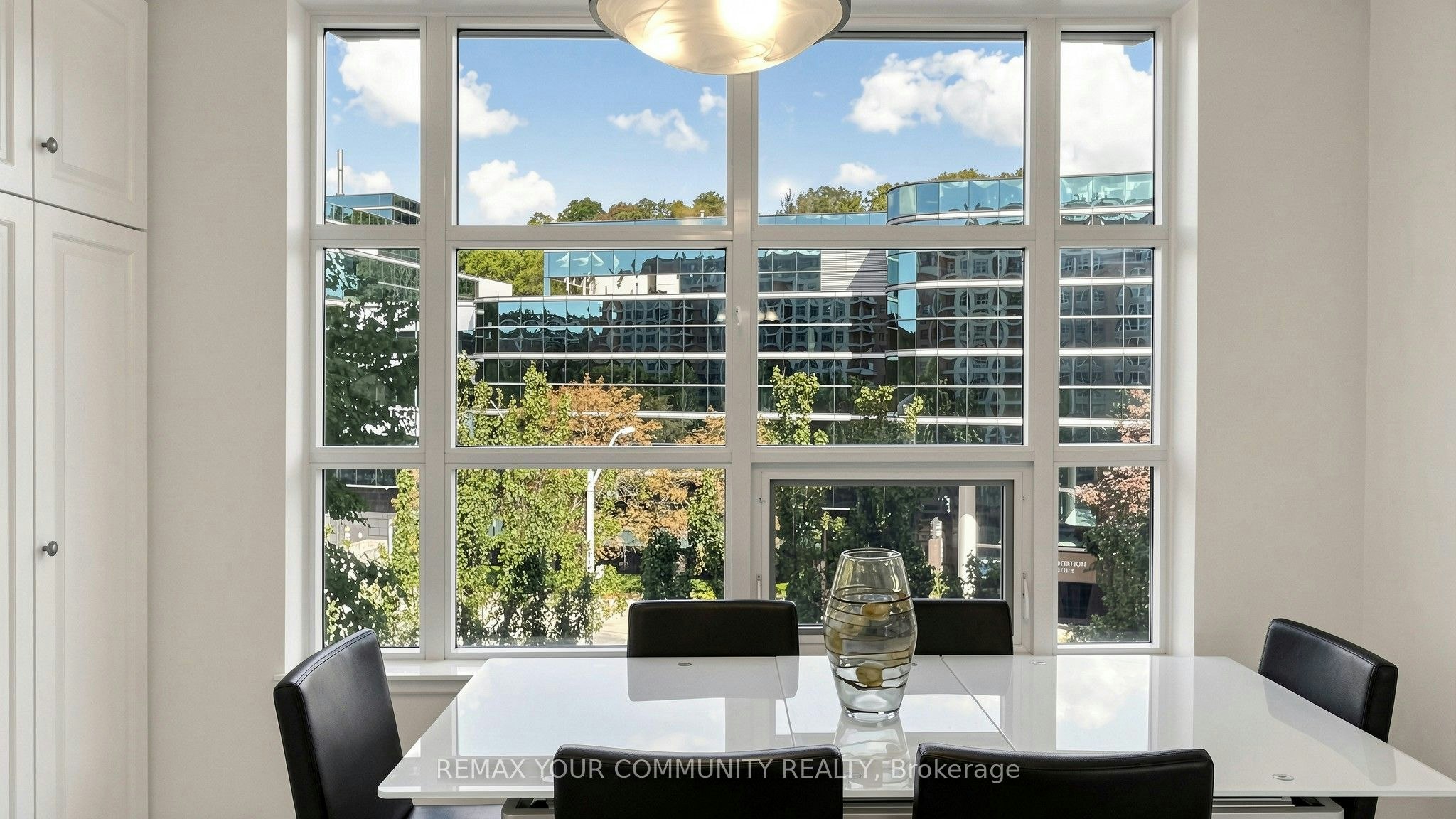 410-10 Old York Mills Road, Toronto, ON, M2P 2G9 - 21