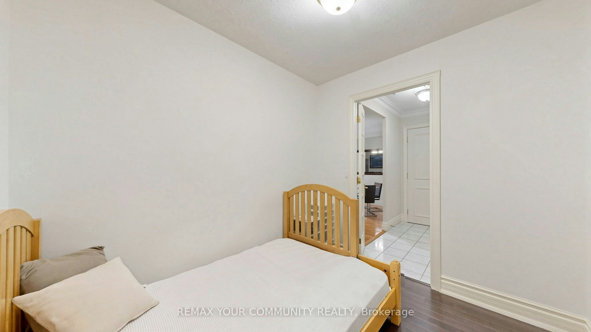 410-10 Old York Mills Road, Toronto, ON, M2P 2G9 - 34