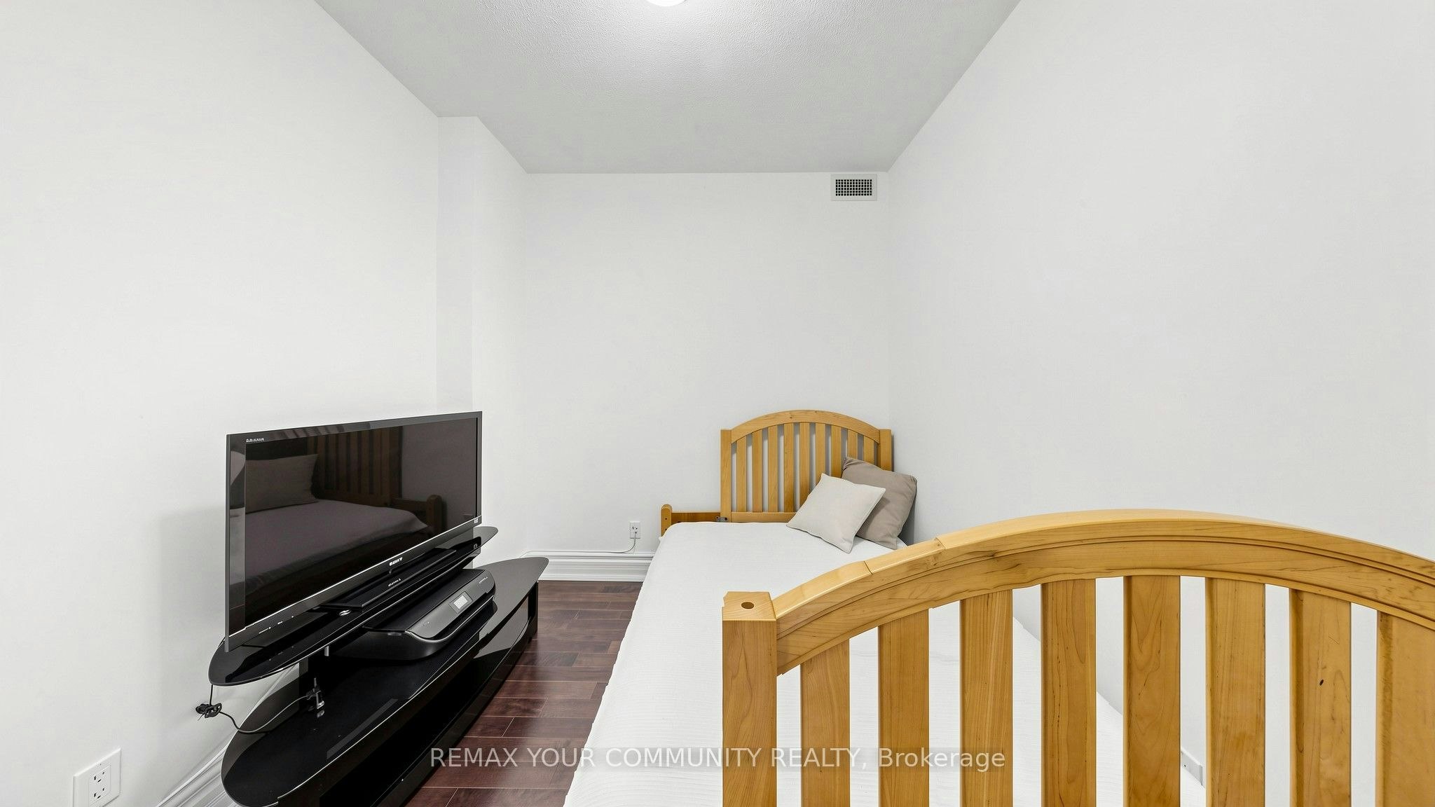 410-10 Old York Mills Road, Toronto, ON, M2P 2G9 - 32