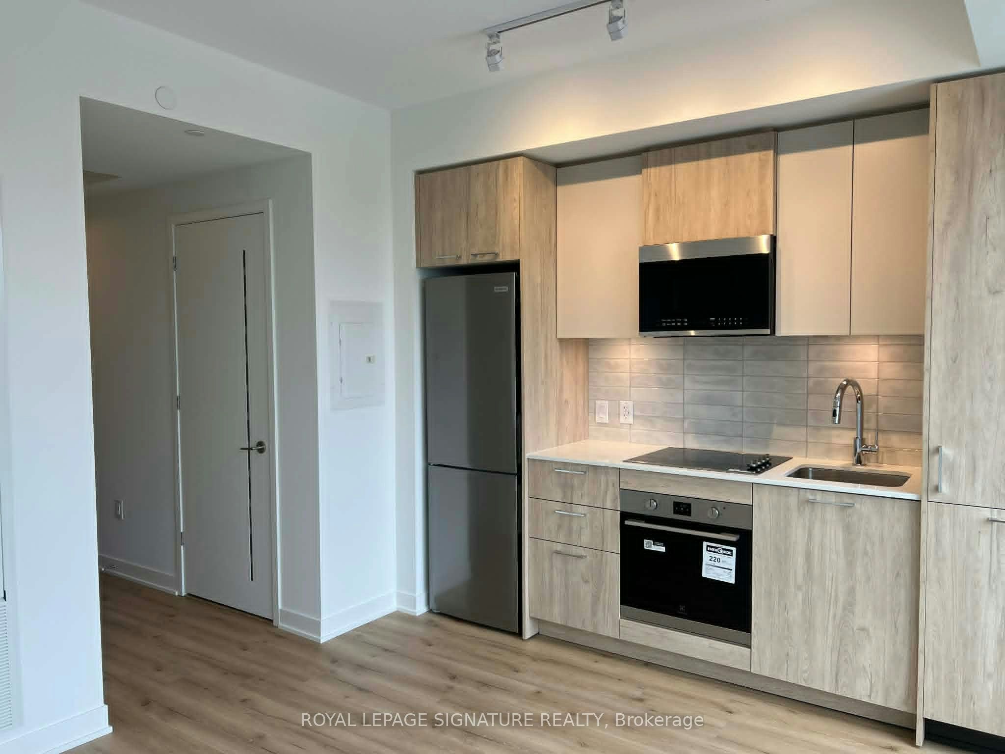 2310-10 Oak St Street, Toronto, ON, M5A 0Z1 - 4
