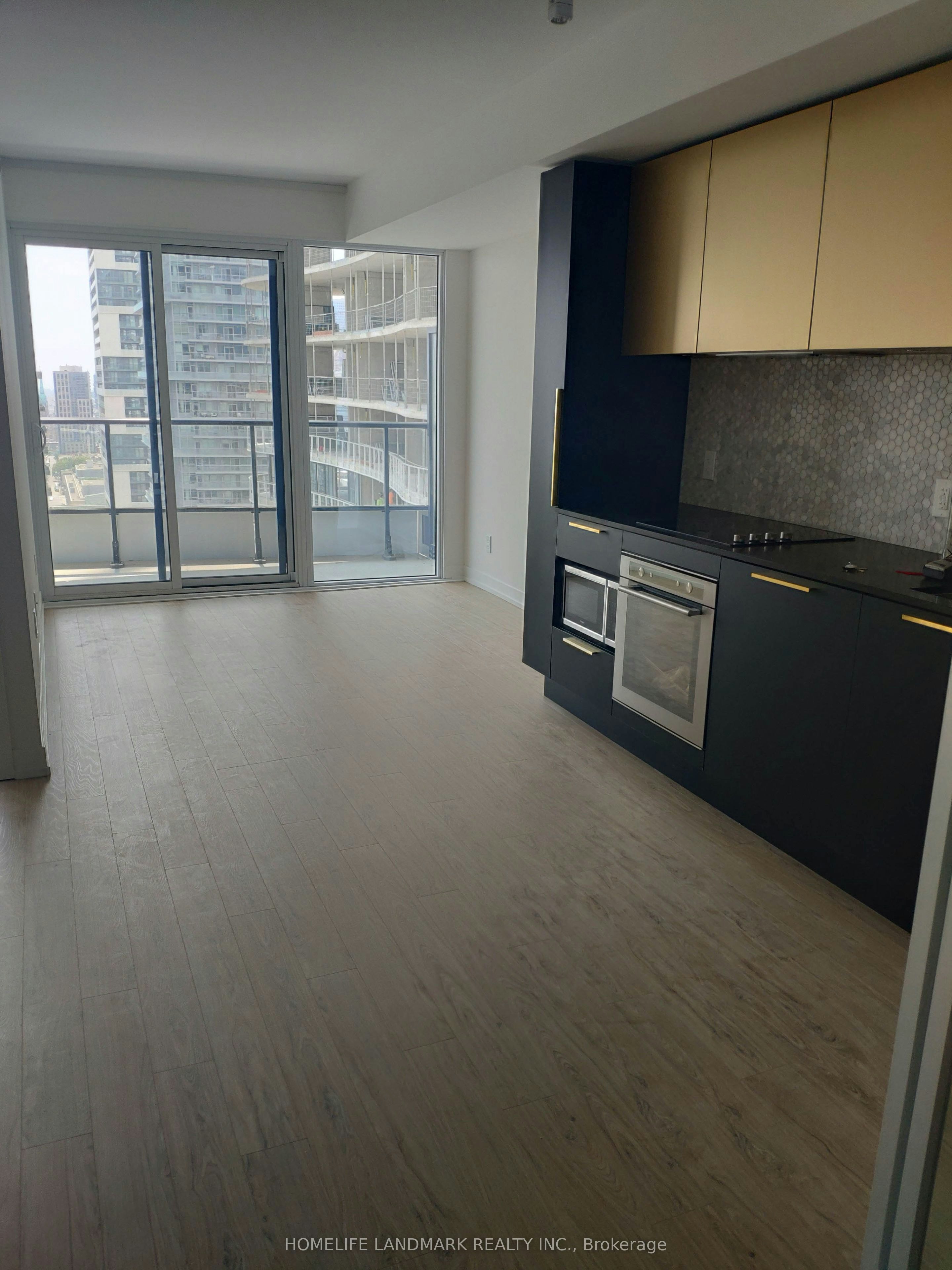 2617-85 Wood Street, Toronto, ON, M4Y 0E8 - 4