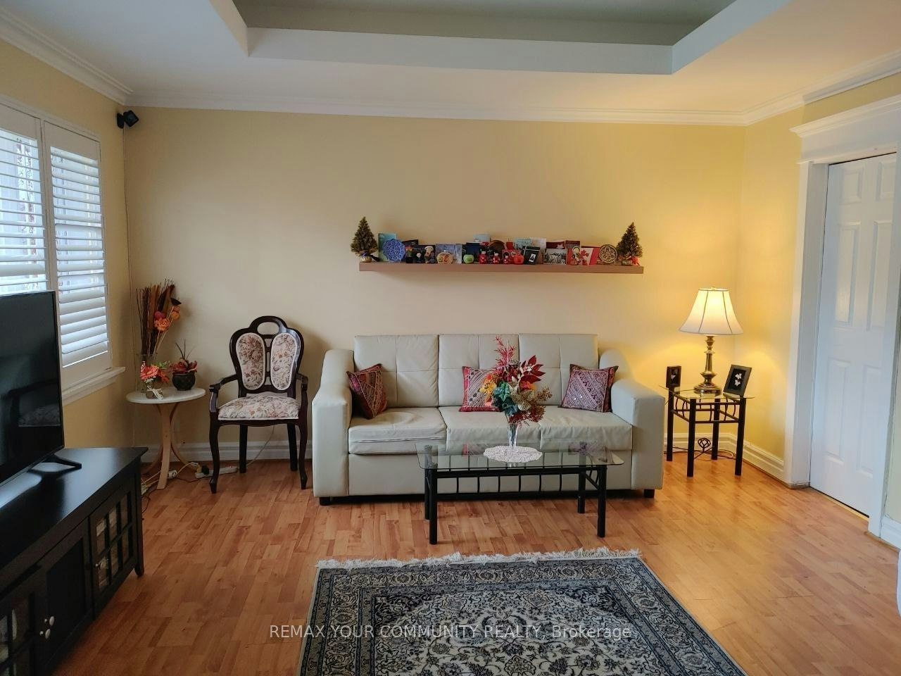 Main Floor-82 Caines Avenue, Toronto, ON, M2R 2L3 - 4