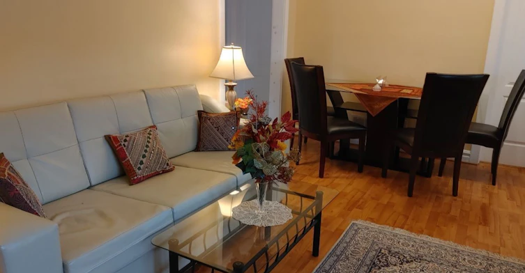 Main Floor-82 Caines Avenue, Toronto, ON, M2R 2L3 - 6