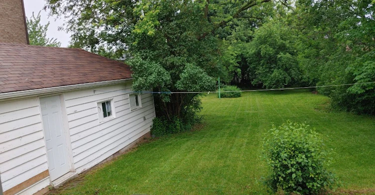 Main Floor-82 Caines Avenue, Toronto, ON, M2R 2L3 - 3