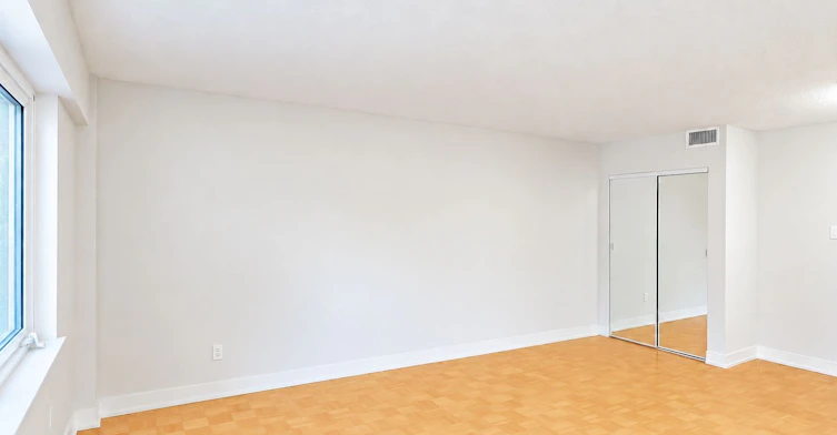 104-95 Lawton Boulevard, Toronto, ON, M4V 1Z8 - 3