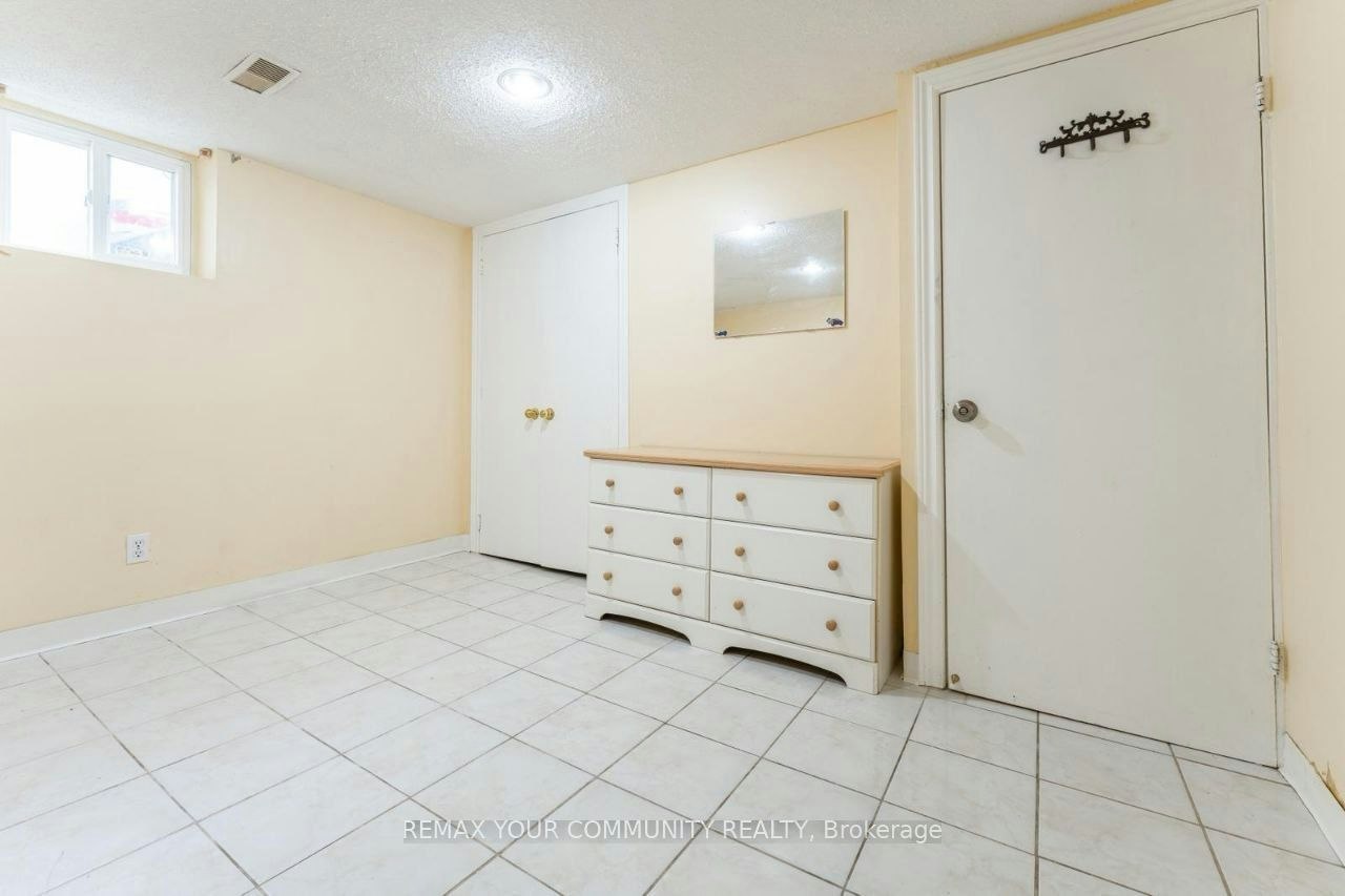 Basement-82 Caines Avenue, Toronto, ON, M2R 2L3 - 5