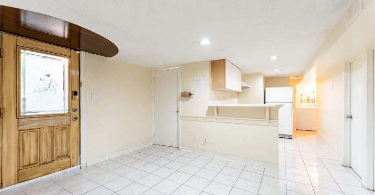 Basement-82 Caines Avenue, Toronto, ON, M2R 2L3 - 2