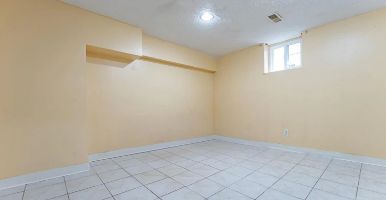 Basement-82 Caines Avenue, Toronto, ON, M2R 2L3 - 7