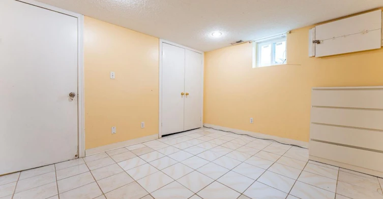 Basement-82 Caines Avenue, Toronto, ON, M2R 2L3 - 8