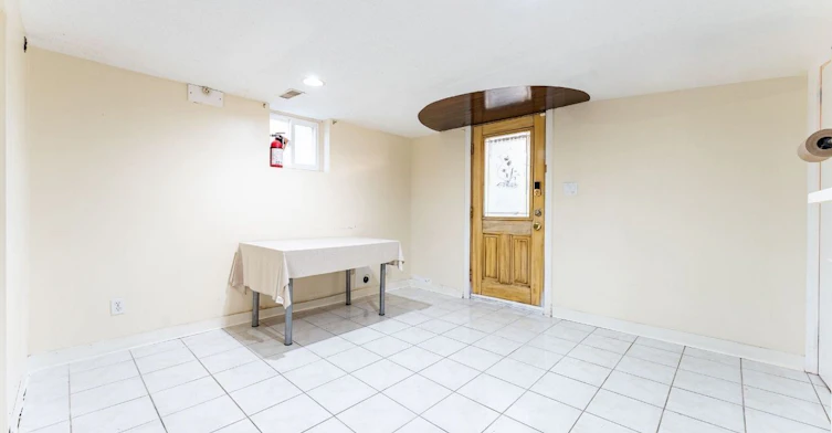 Basement-82 Caines Avenue, Toronto, ON, M2R 2L3 - 3