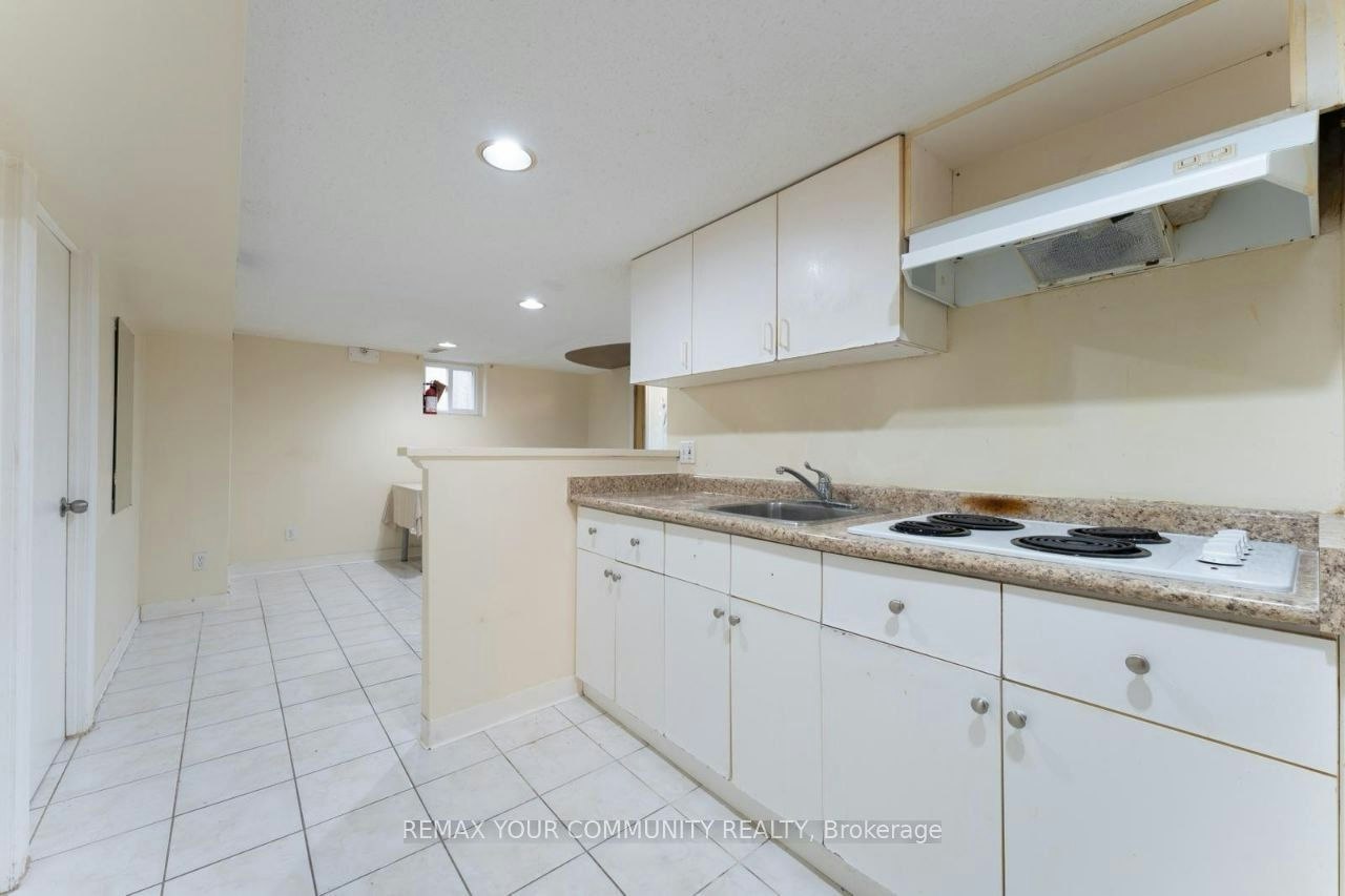 Basement-82 Caines Avenue, Toronto, ON, M2R 2L3 - 4