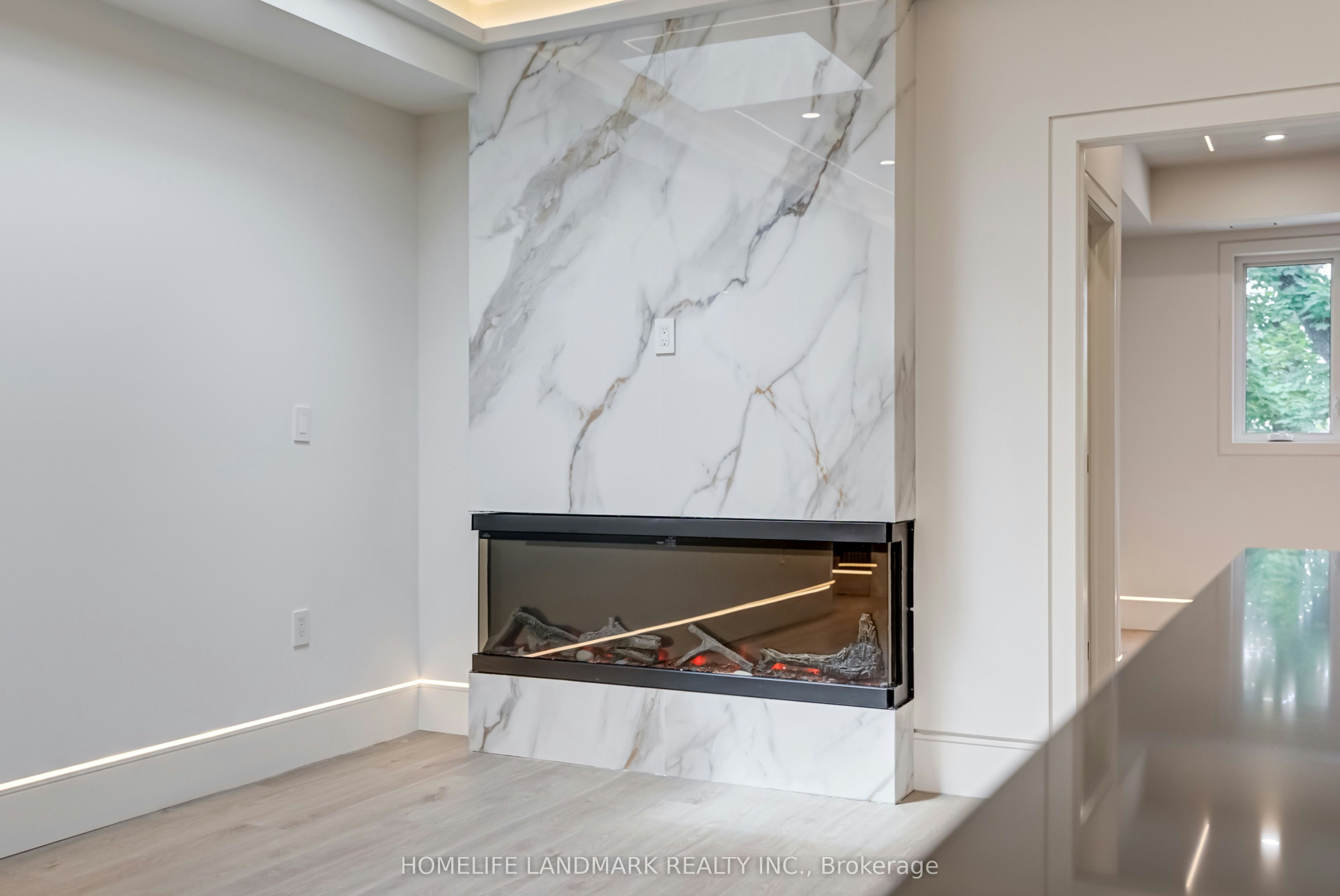The Palazzo-23 Coulson Avenue, Toronto, ON, M4V 1Y3 - 16