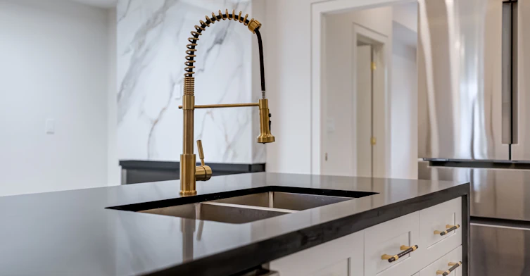 The Palazzo-23 Coulson Avenue, Toronto, ON, M4V 1Y3 - 11