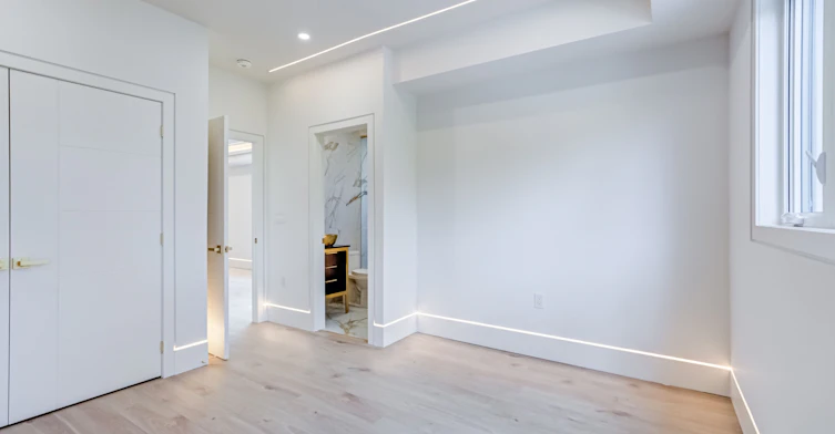 The Palazzo-23 Coulson Avenue, Toronto, ON, M4V 1Y3 - 20