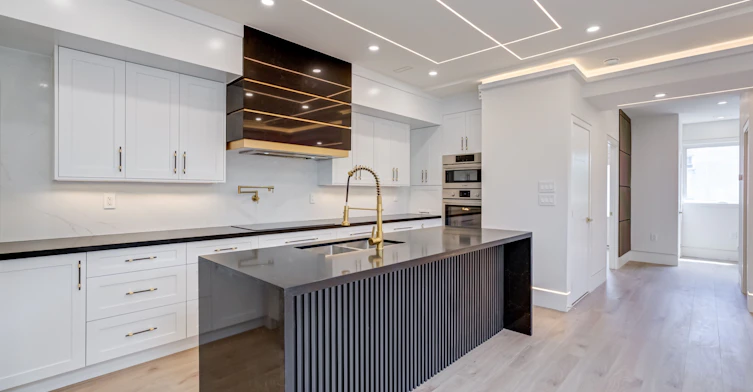 The Palazzo-23 Coulson Avenue, Toronto, ON, M4V 1Y3 - 7