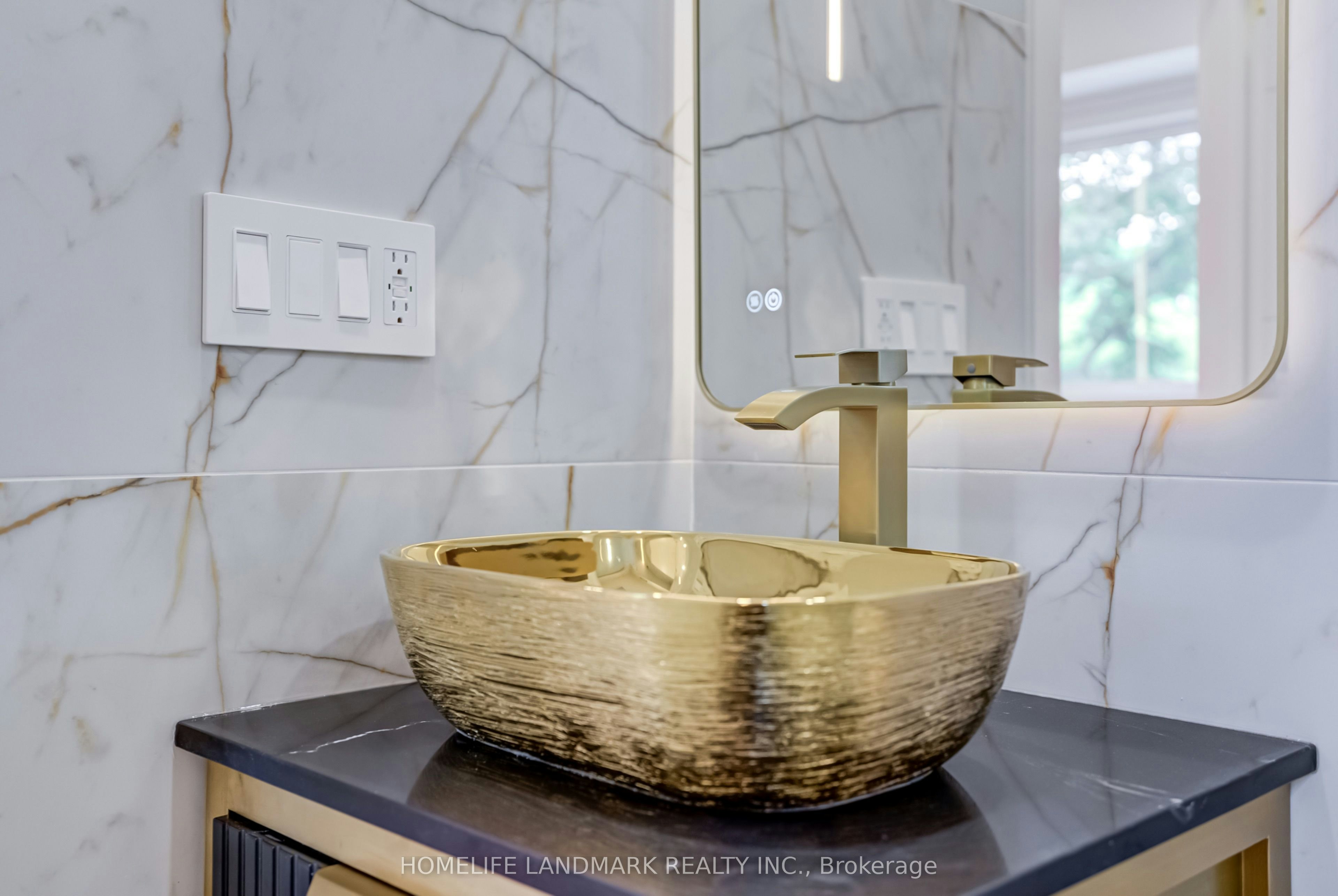 The Palazzo-23 Coulson Avenue, Toronto, ON, M4V 1Y3 - 22
