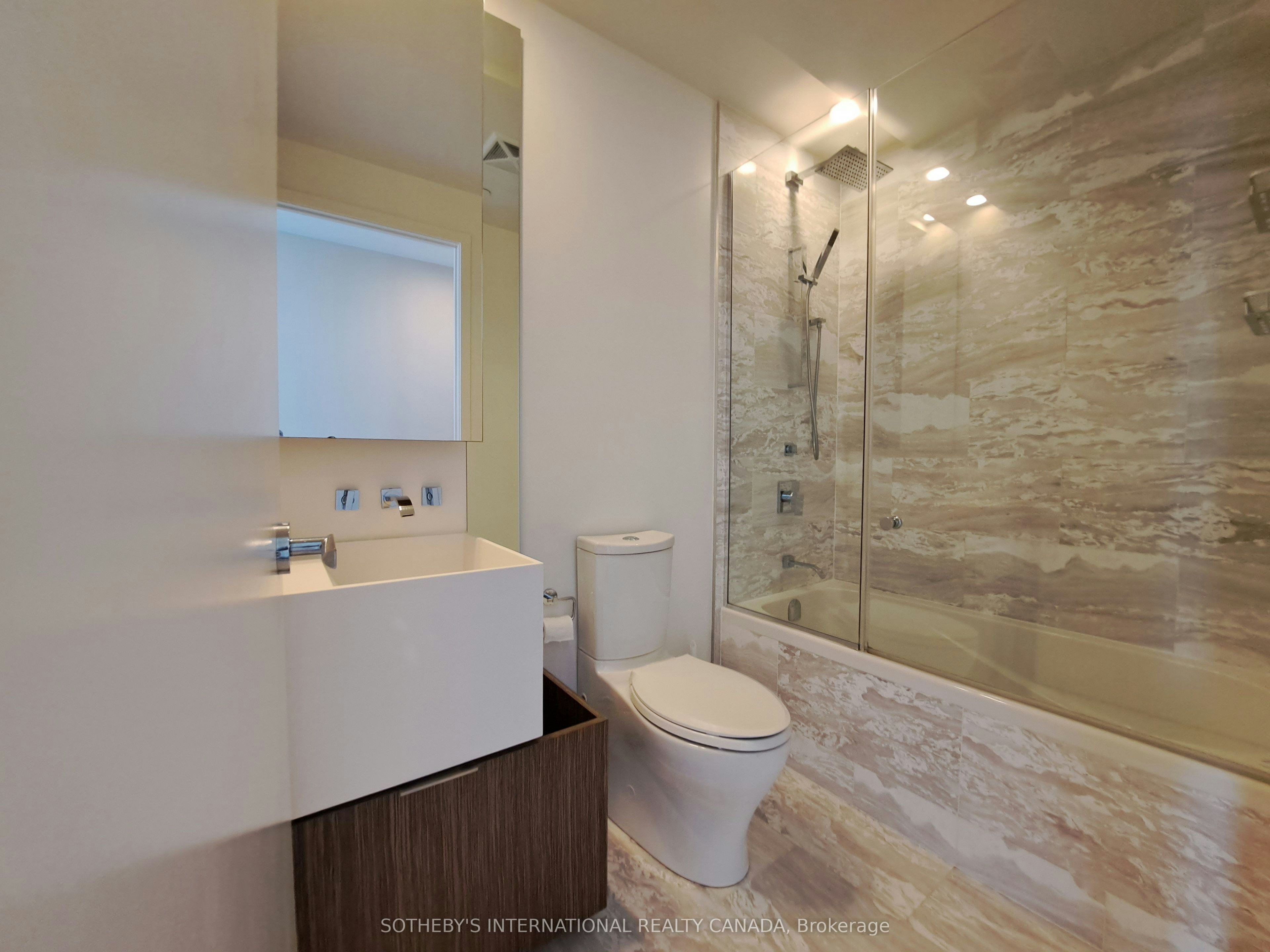 6404-1 Bloor Street E, Toronto, ON, M4W 1A9 - 19