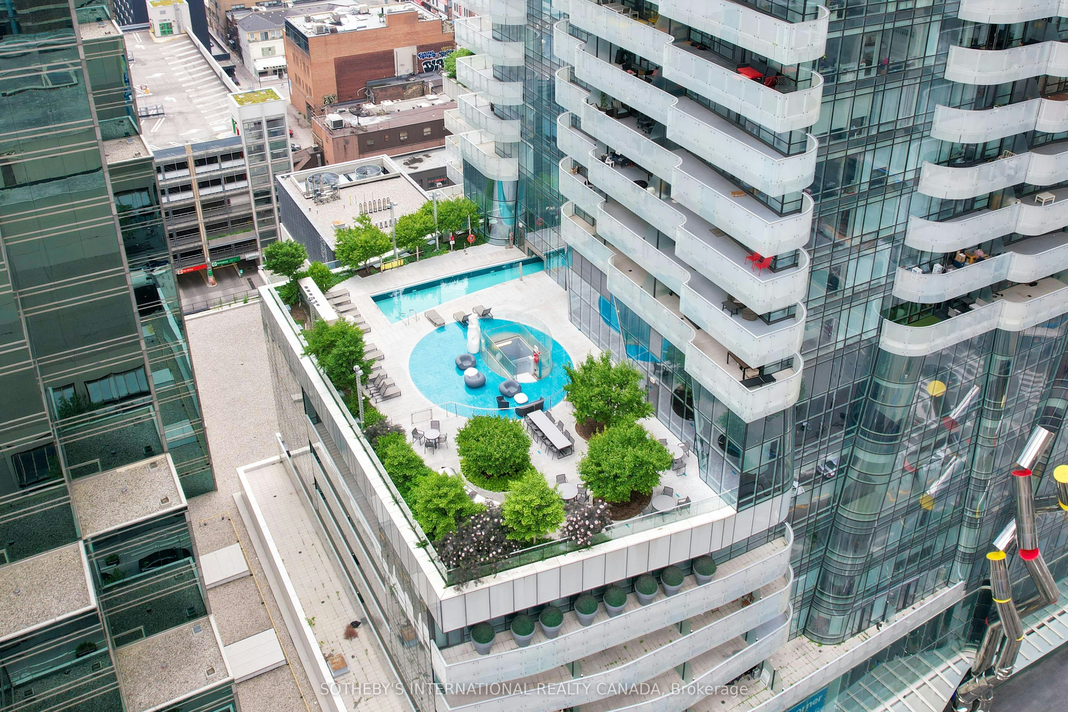 6404-1 Bloor Street E, Toronto, ON, M4W 1A9 - 43