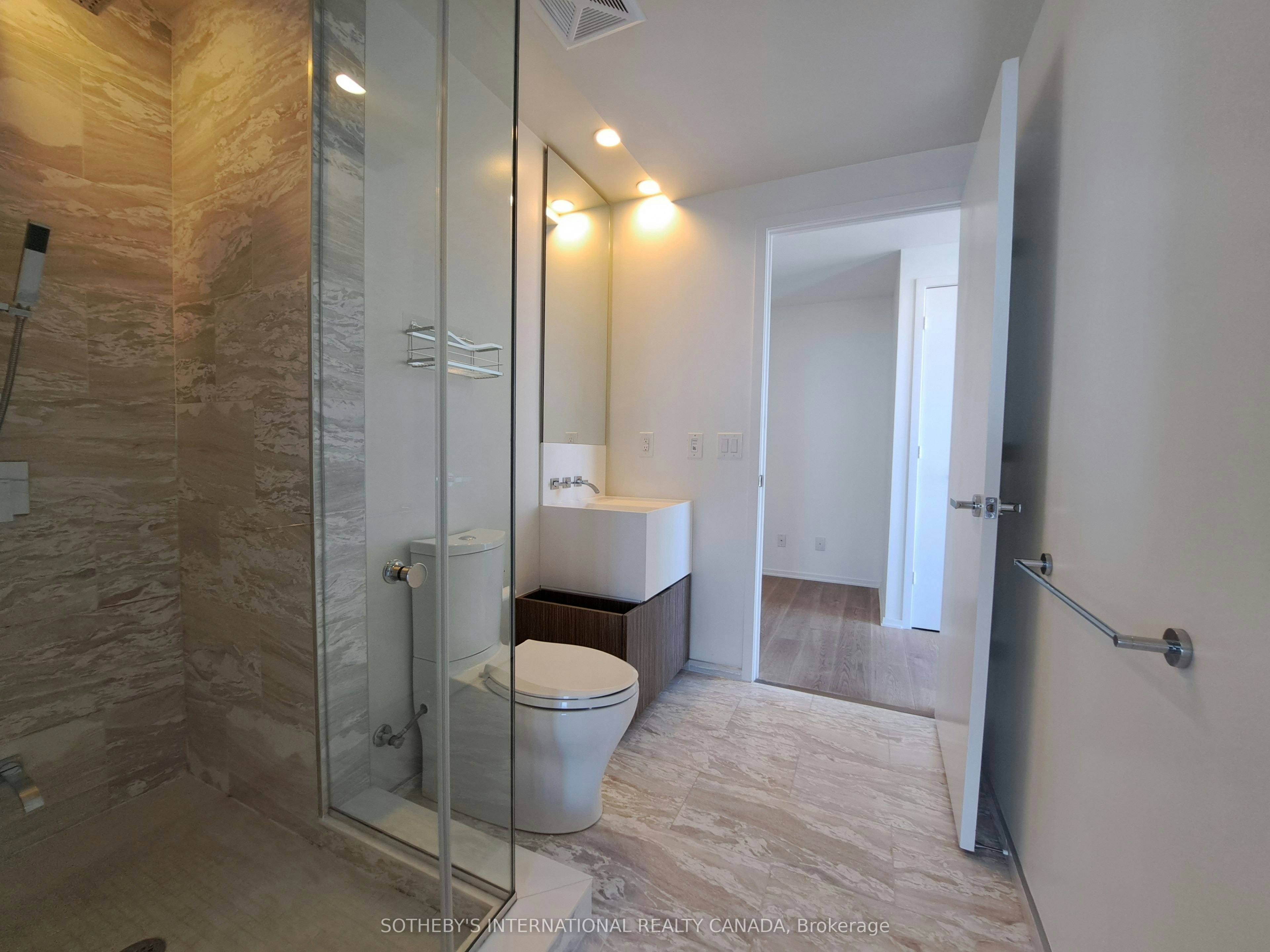 6404-1 Bloor Street E, Toronto, ON, M4W 1A9 - 22