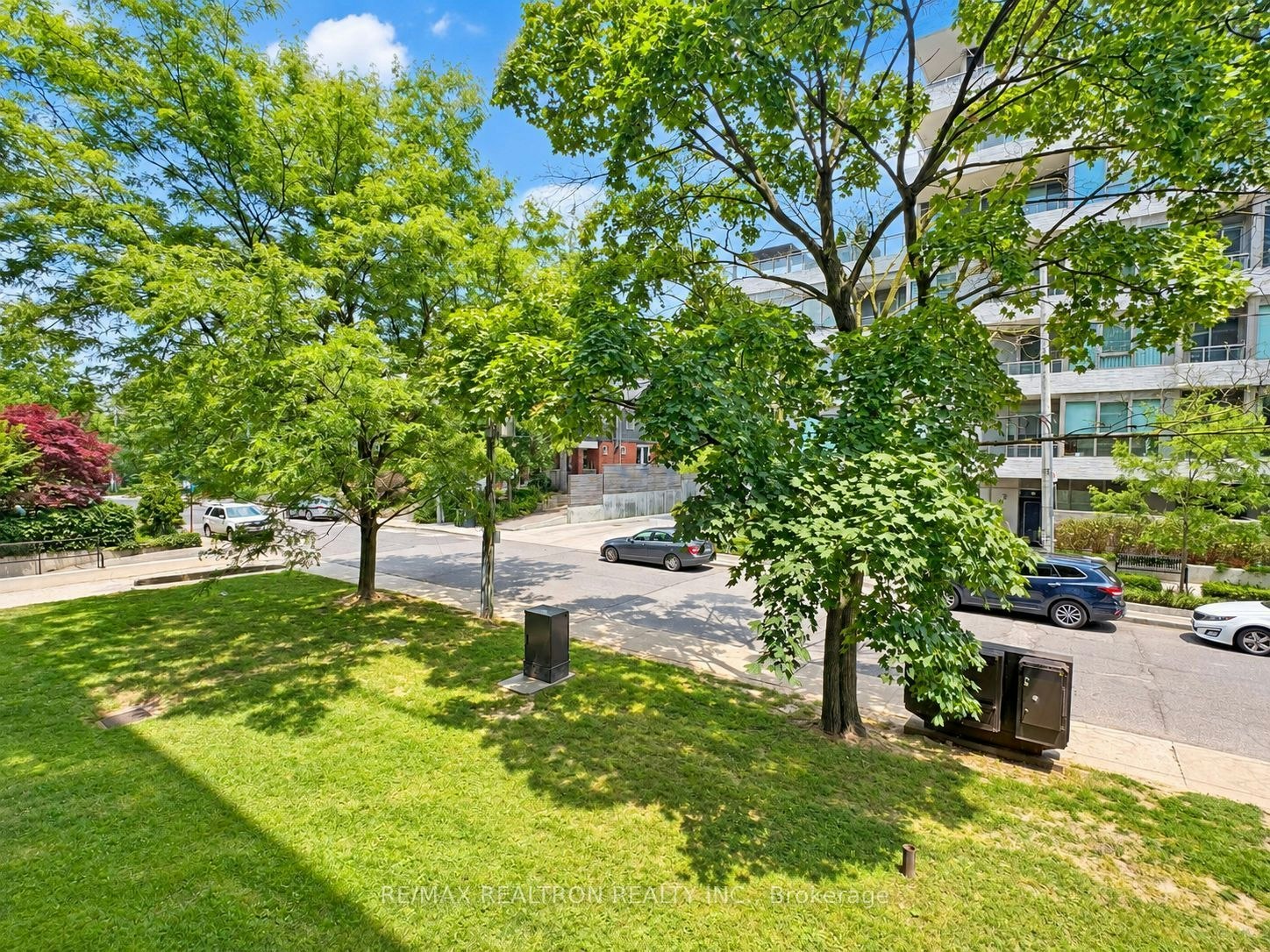 206-490 Eglinton Avenue E, Toronto, ON, M4P 1M4 - 8