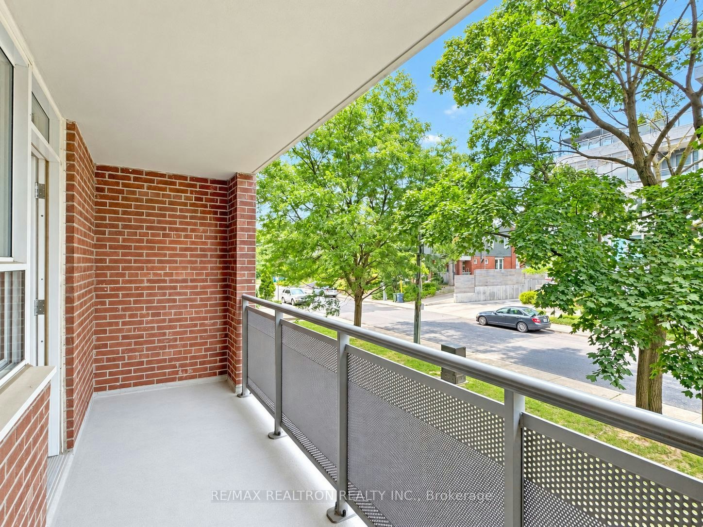 206-490 Eglinton Avenue E, Toronto, ON, M4P 1M4 - 7