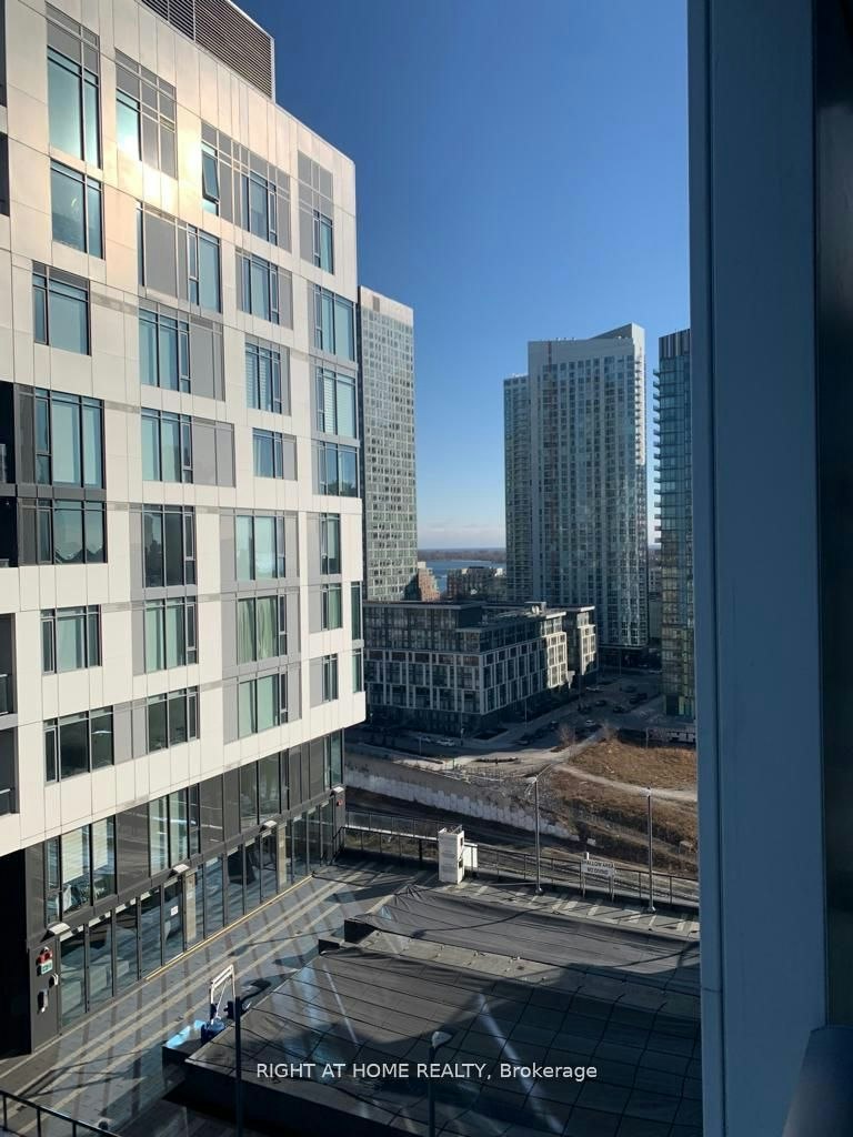 1416W-27 Bathurst Street, Toronto, ON, M5V 2P1 - 10