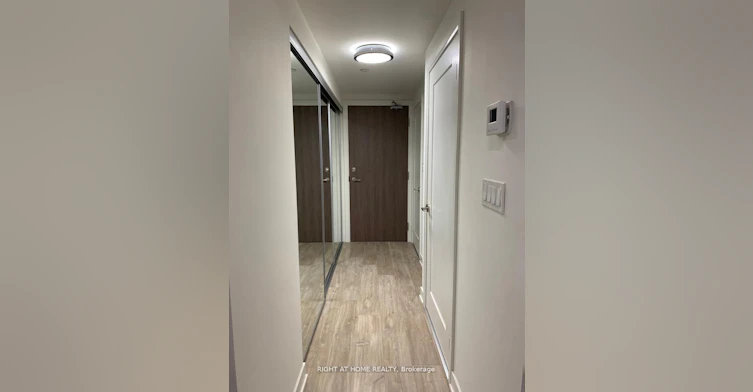 1416W-27 Bathurst Street, Toronto, ON, M5V 2P1 - 4