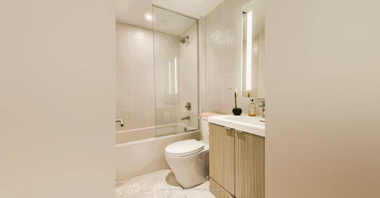 2821-585 Bloor Street E, Toronto, ON, M4W 0B3 - 14