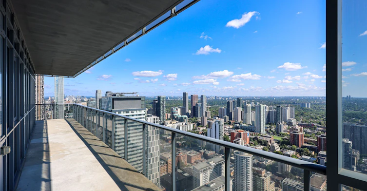 6005-7 Grenville Street, Toronto, ON, M4Y 0E9 - 5