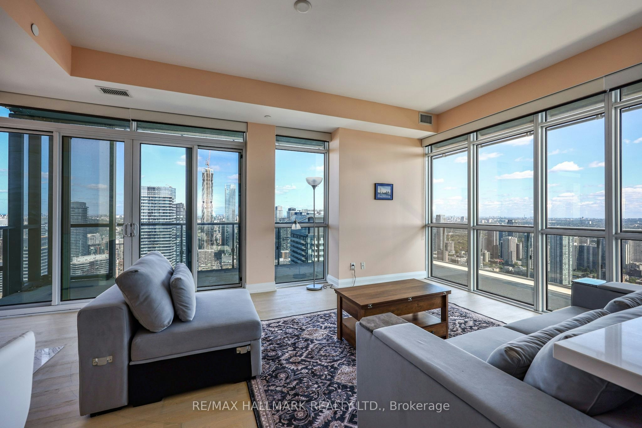 6005-7 Grenville Street, Toronto, ON, M4Y 0E9 - 21