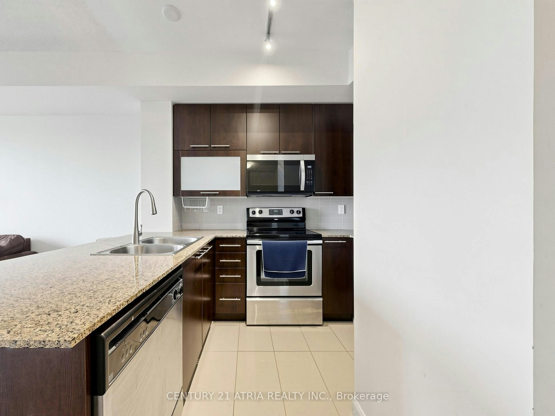 1401-500 Sherbourne Street, Toronto, ON, M4X 1L1 - 9