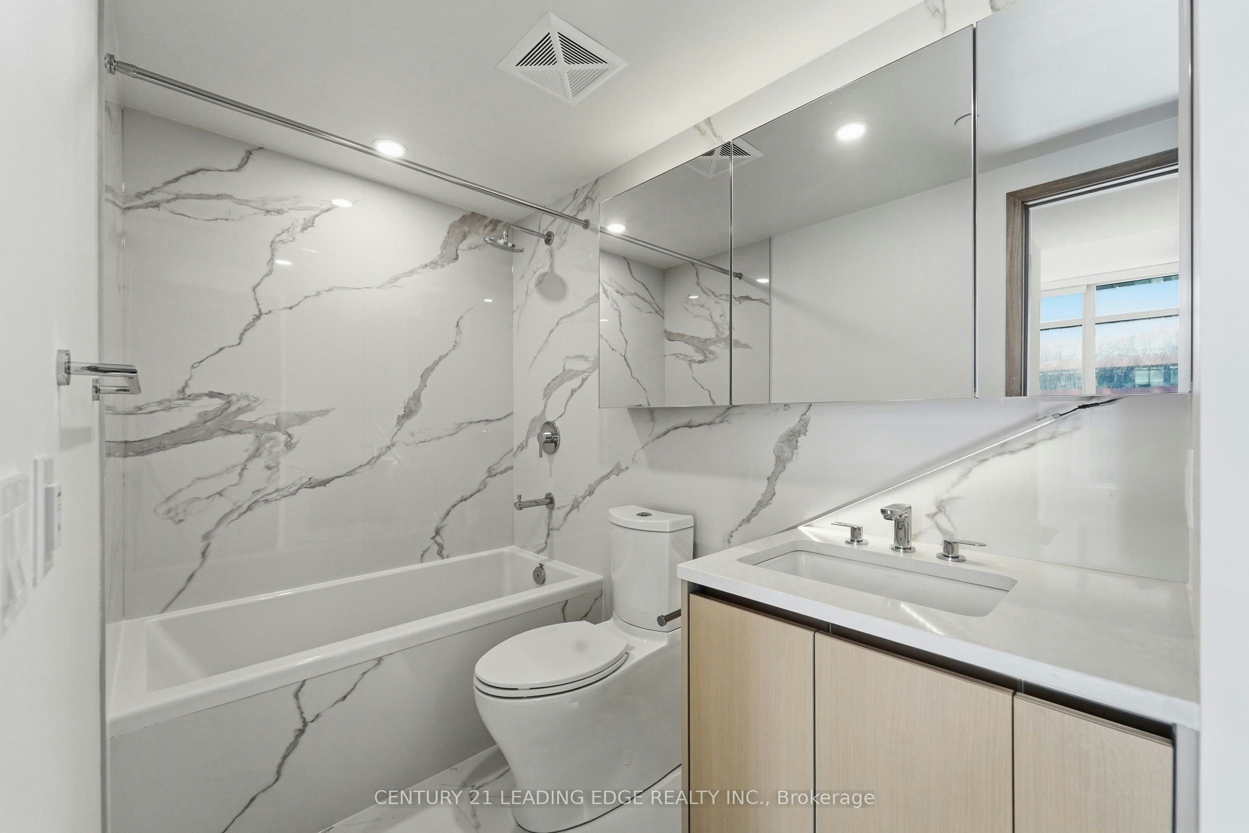 622-3 Concord Cityplace Way, Toronto, ON, M5V 0X4 - 16
