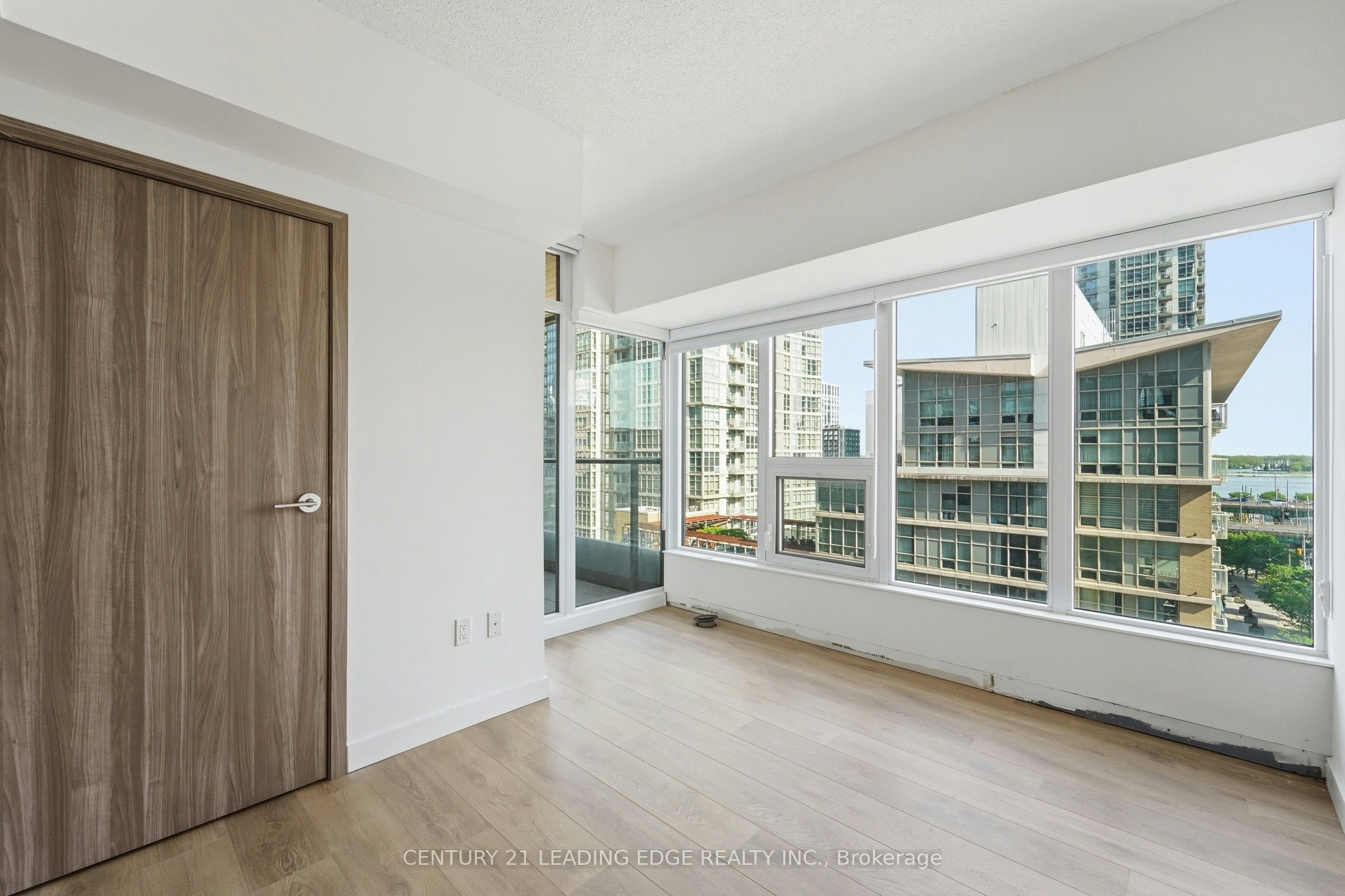 622-3 Concord Cityplace Way, Toronto, ON, M5V 0X4 - 9