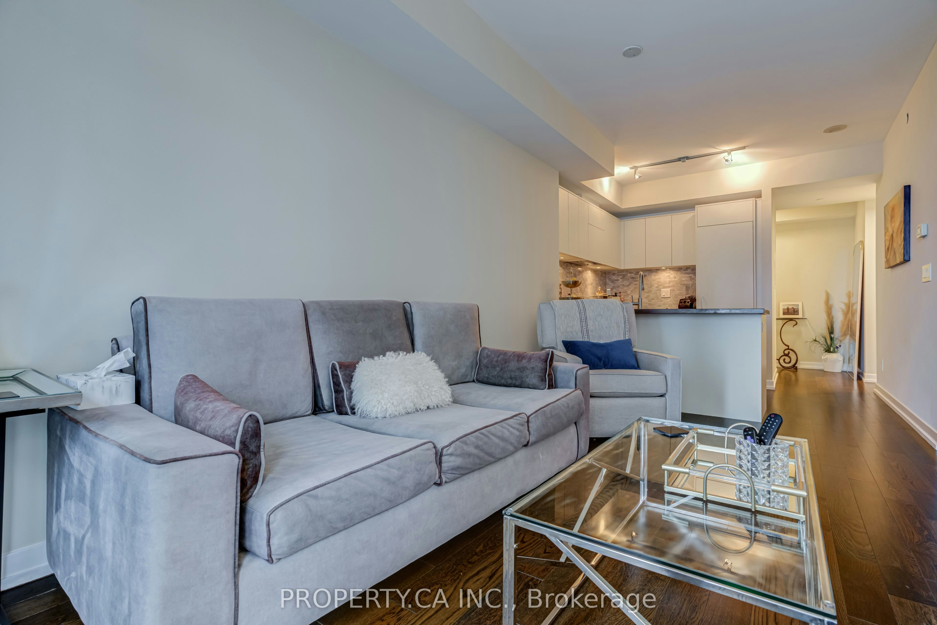 1801-21 Widmer Street, Toronto, ON, M5V 0B8 - 11