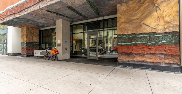 1801-21 Widmer Street, Toronto, ON, M5V 0B8 - 33
