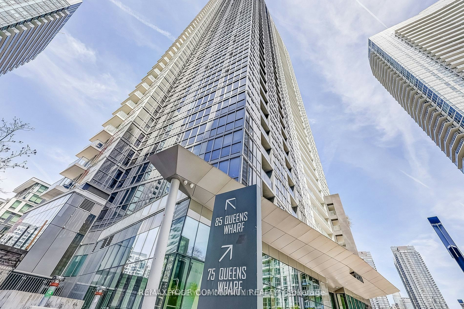 3208-85 Queens Wharf Road, Toronto, ON, M5V 0J9