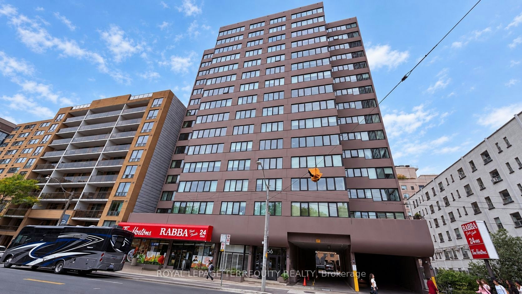 14C-256 Jarvis Street, Toronto, ON, M5B 2J4