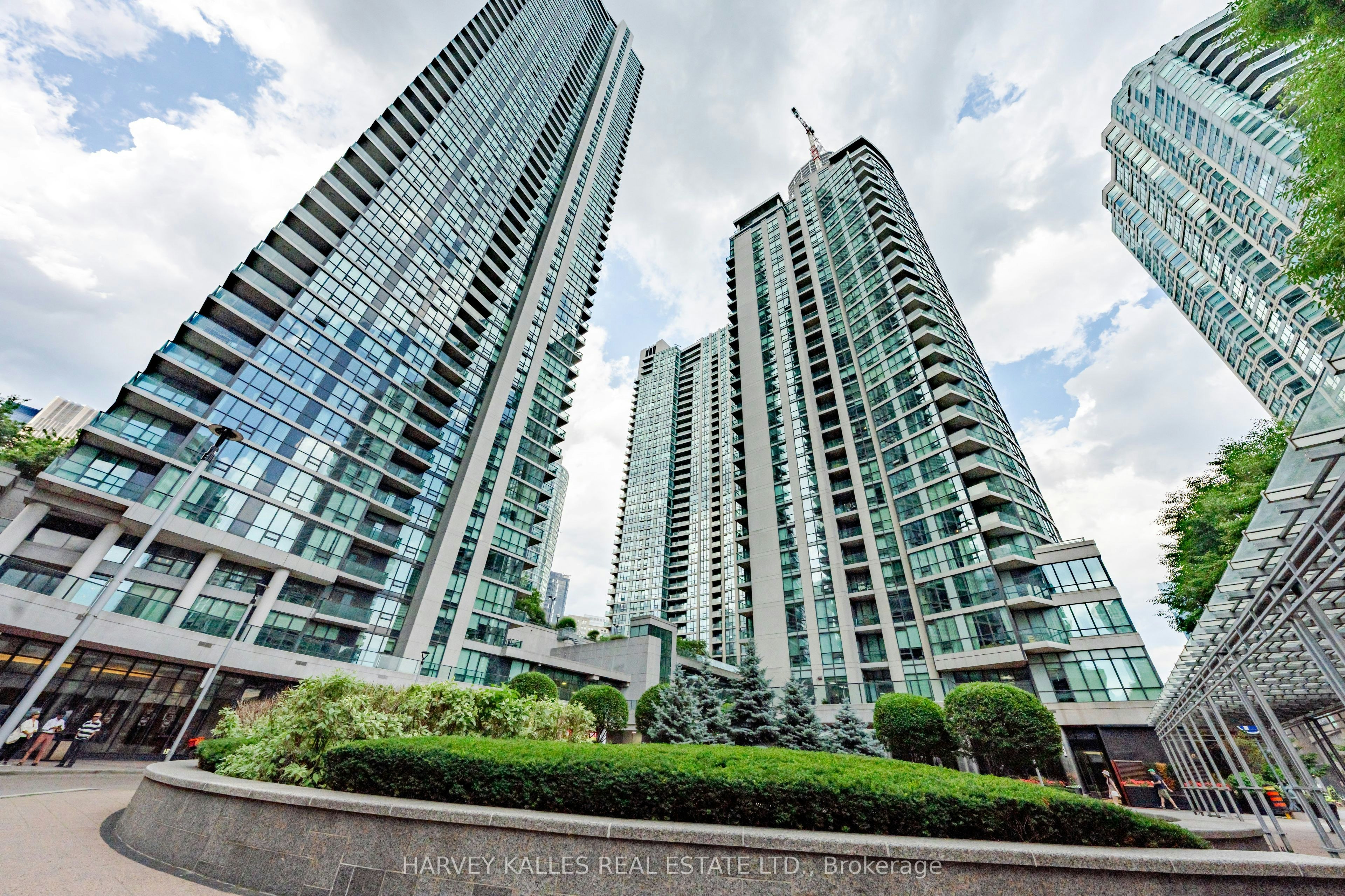 3211-16 Yonge Street, Toronto, ON, M5E 2A1 - 42