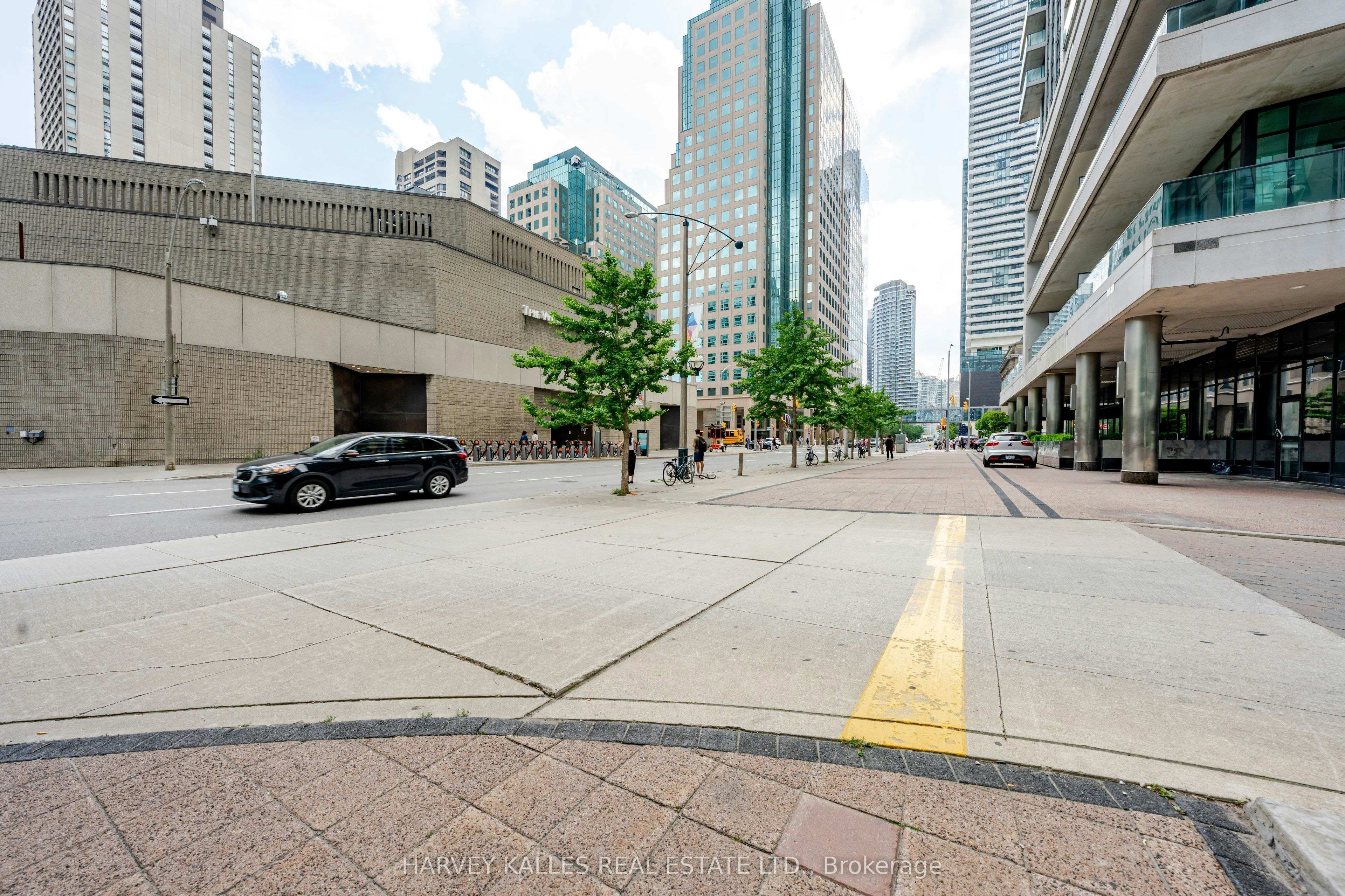 3211-16 Yonge Street, Toronto, ON, M5E 2A1 - 41
