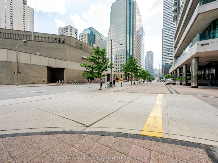 3211-16 Yonge Street, Toronto, ON, M5E 2A1 - 34