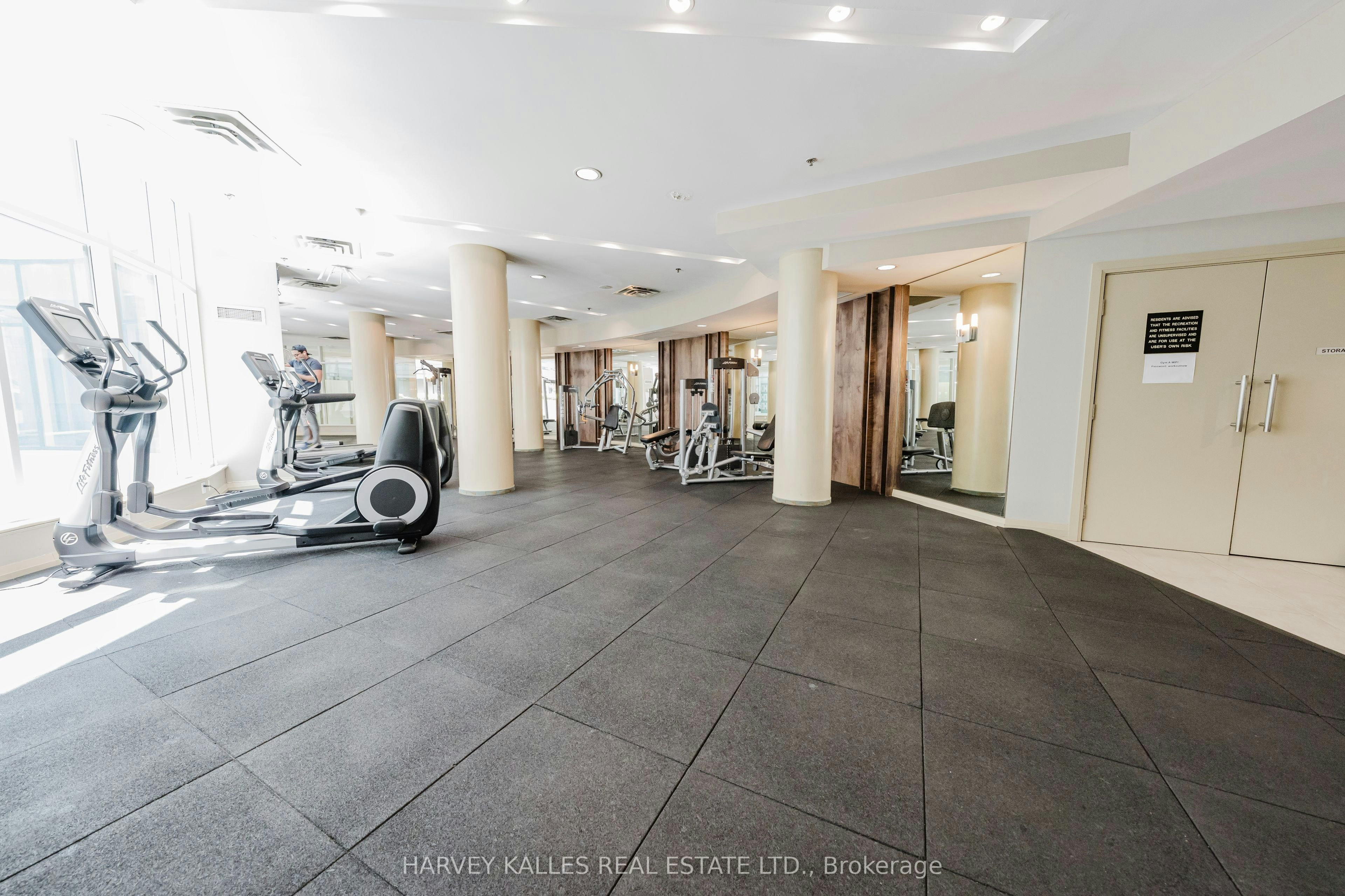 3211-16 Yonge Street, Toronto, ON, M5E 2A1 - 31