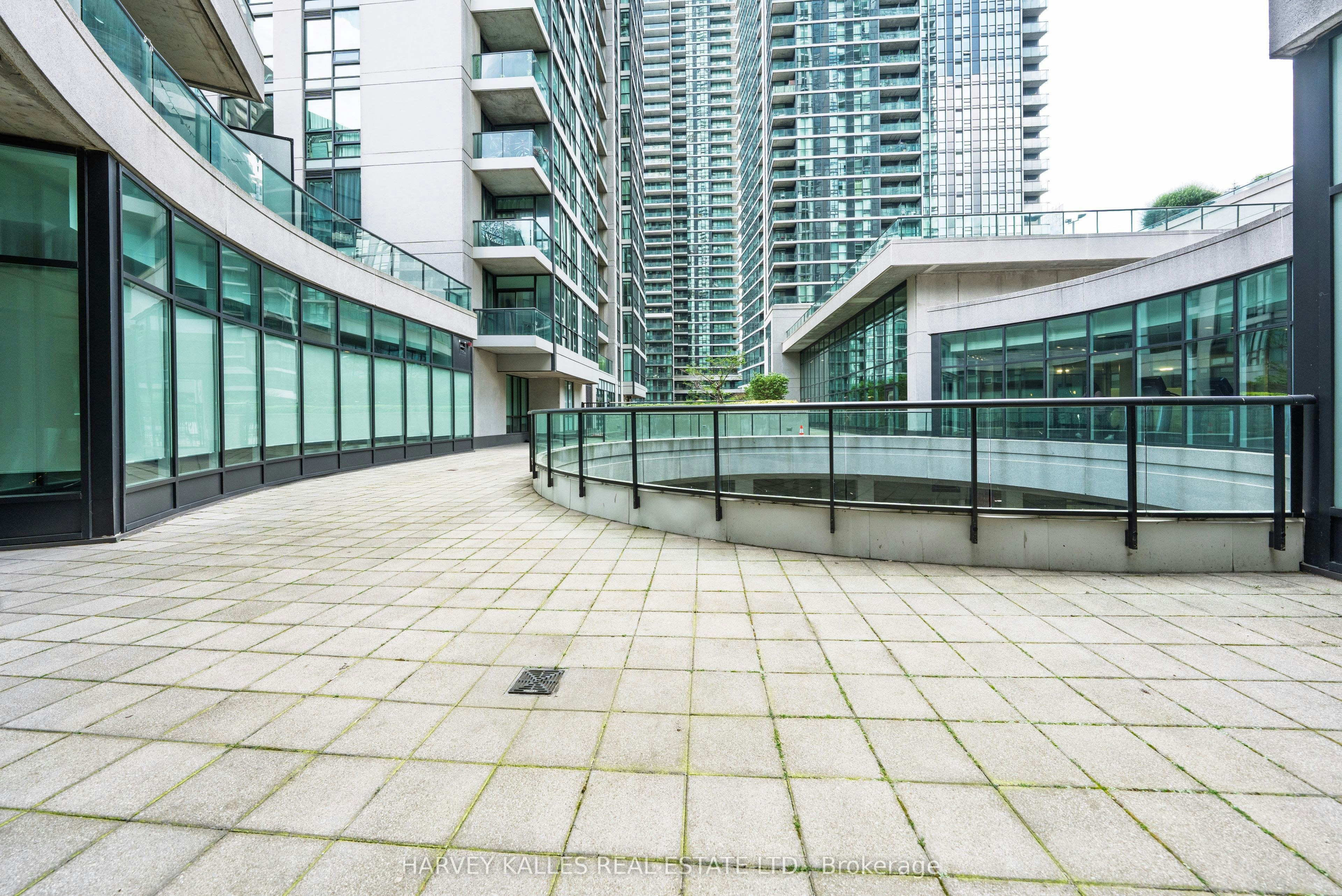3211-16 Yonge Street, Toronto, ON, M5E 2A1 - 33