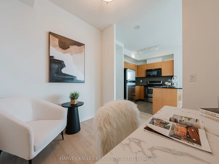 3211-16 Yonge Street, Toronto, ON, M5E 2A1 - 9