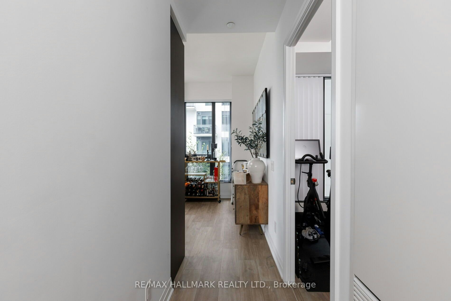 520-280 Howland Avenue, Toronto, ON, M5R 0C3 - 4