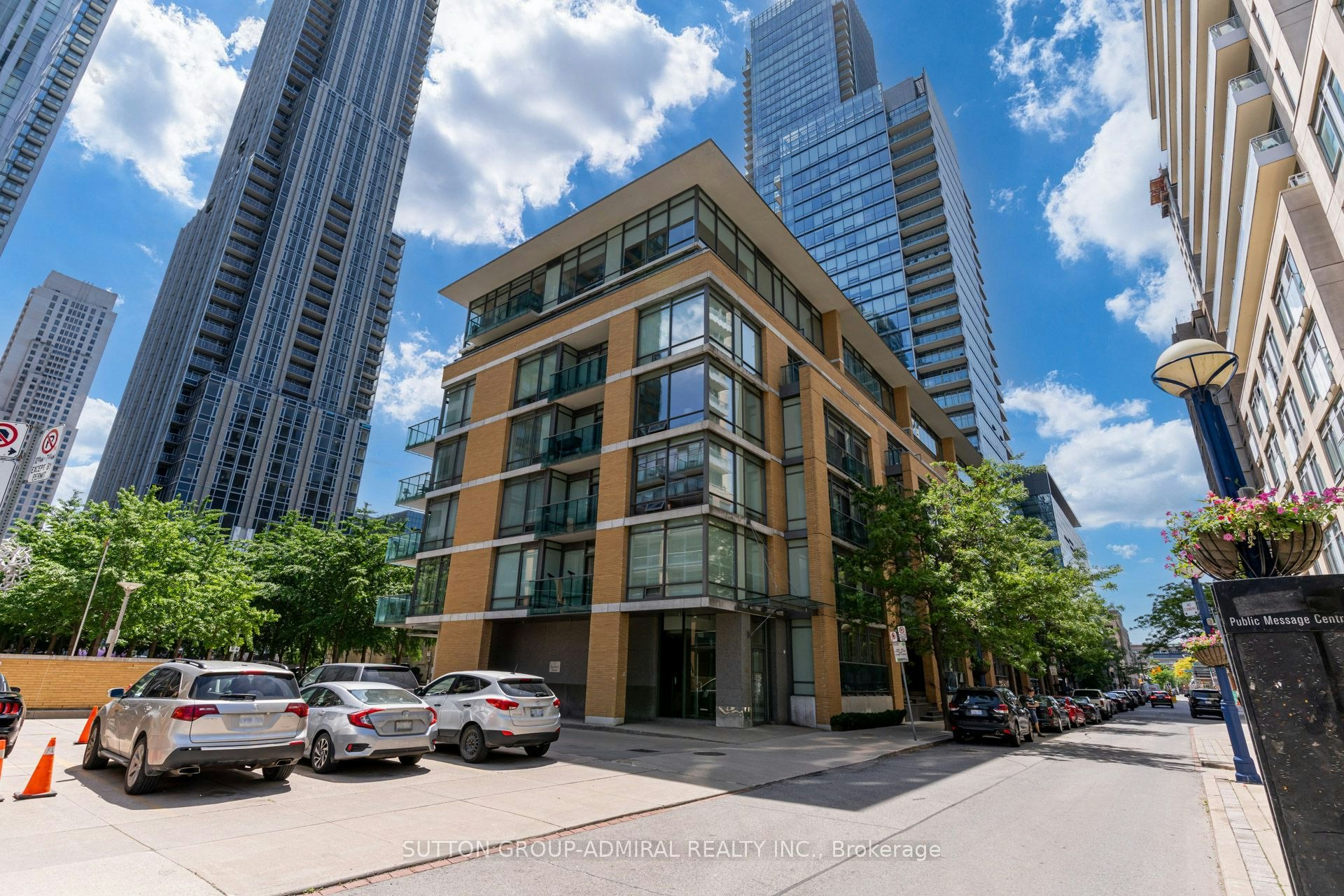 104-21 Scollard Street, Toronto, ON, M5R 1G1 - 2