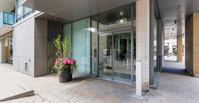 104-21 Scollard Street, Toronto, ON, M5R 1G1 - 5